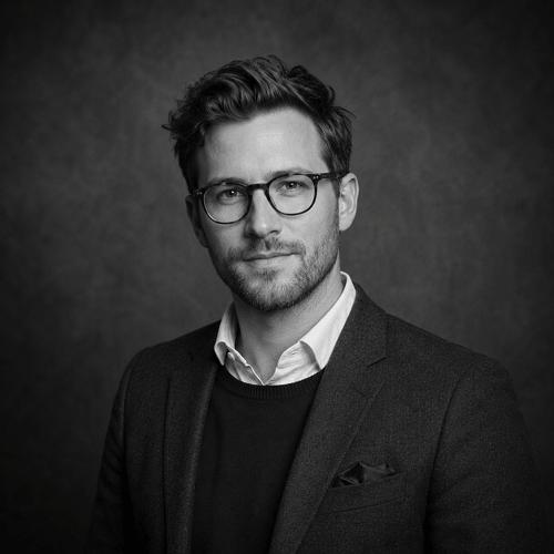 Elliot Hensley, Growth Counsel at Pioneerly