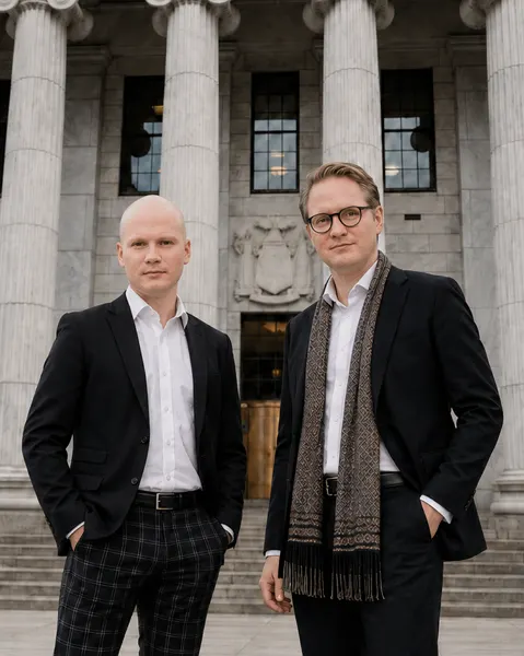 Piotr Szalkiewicz and Matt Sarson, Founders of Pioneerly
